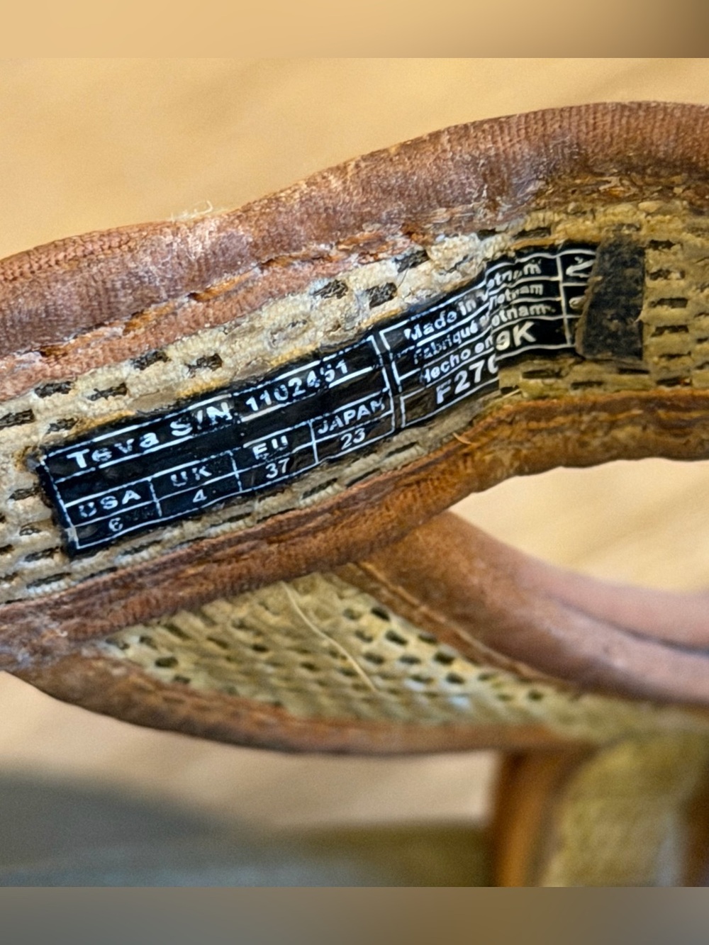 Teva Flatform Universal Sandals - Picture 11 of 13